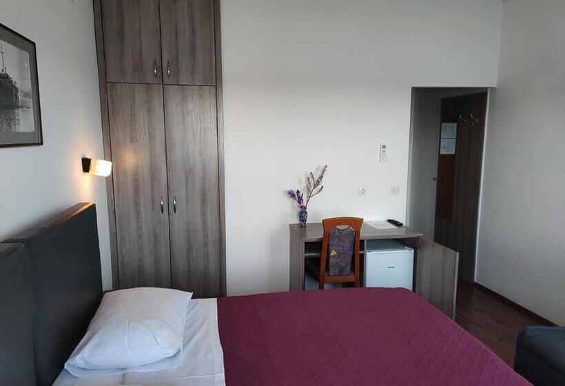 Triple Room Sea View, Pansion Alen Dugi Otok