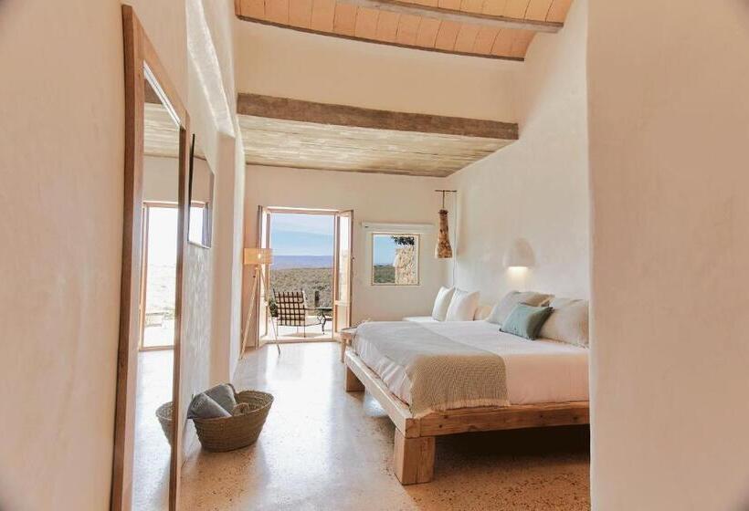 חדר סופריור עם מיטת קינג, Equilicuá