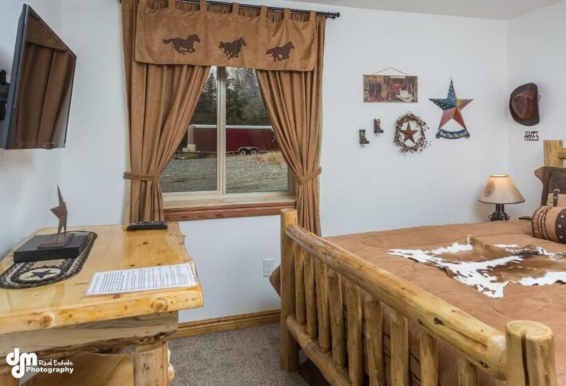 غرفة قياسية, Alaska Knotty Pine B&b