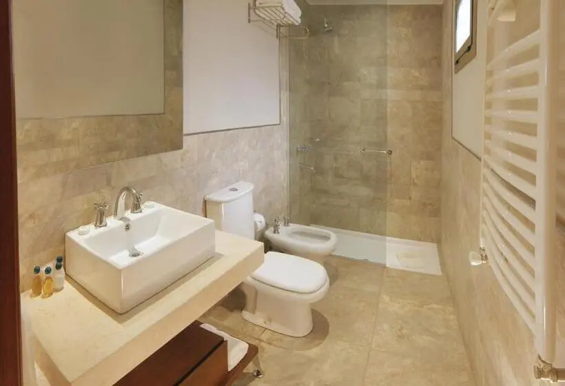 スタンダードバンガロー, Altos De Belgrano Hotel Cabañas Golf Y Spa