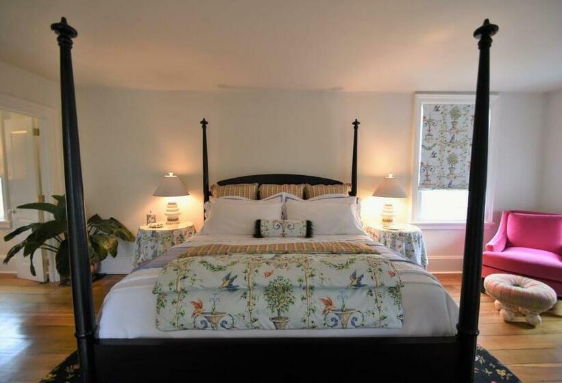סוויטת סופריור, 34 State Historic Luxury Suites Skaneateles