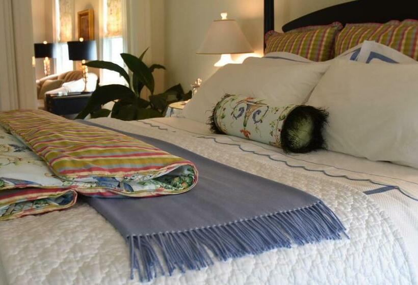 高级套房, 34 State Historic Luxury Suites Skaneateles