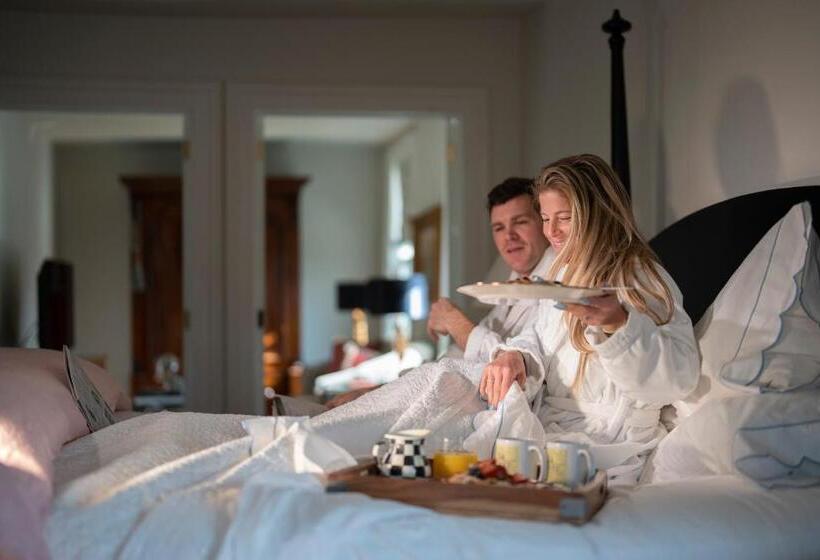 סוויטת סופריור, 34 State Historic Luxury Suites Skaneateles