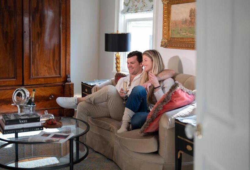 סוויטת סופריור, 34 State Historic Luxury Suites Skaneateles