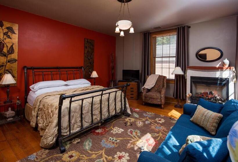 מיטת קינג בסוויטה, Farmers Guest House