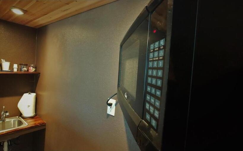 غرفة قياسية مطلّة علي البحر, Greenhouse Inn By The Bay