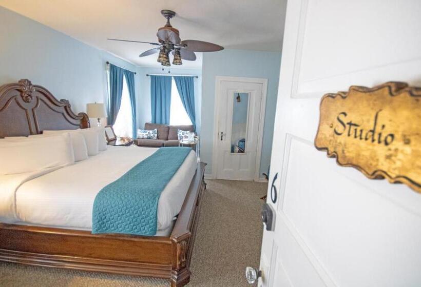 غرفة سوبيريور سرير كينج, Inn On Charlotte