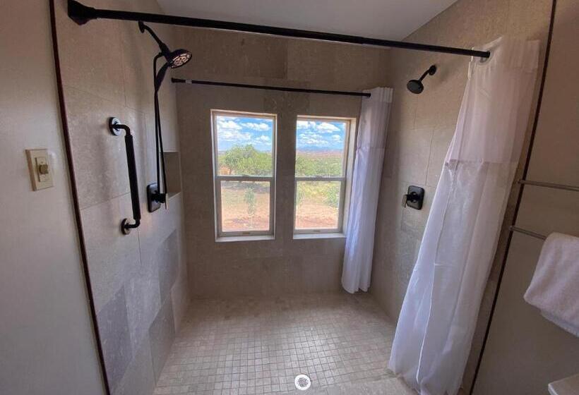 스탠다드 룸, Skyridge Inn