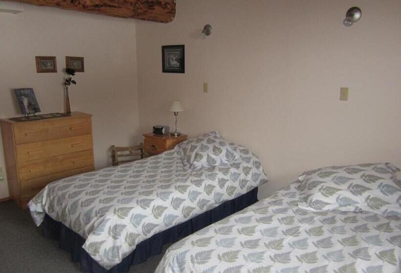 חדר דלוקס, Smithers Driftwood Lodge