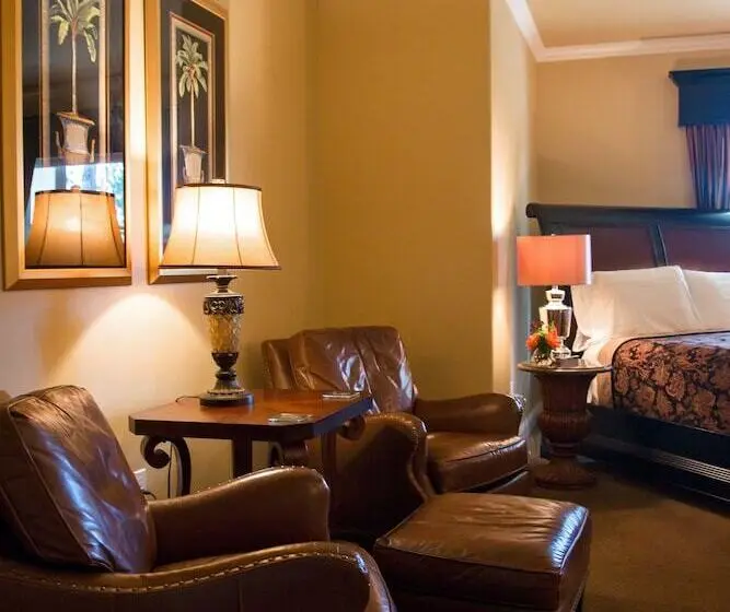 Sviitti, Summer Creek Inn