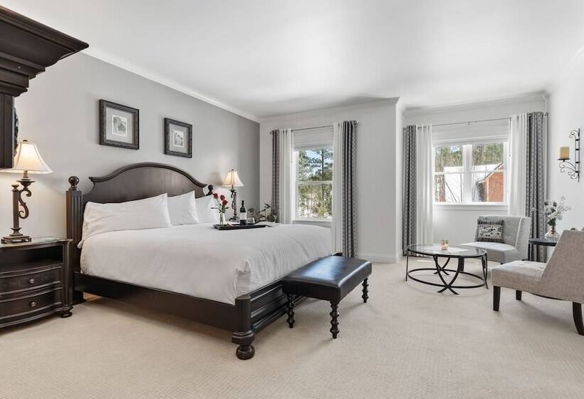 סוויטה, Summer Creek Inn