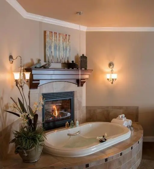 Sviitti Parveke, Summer Creek Inn