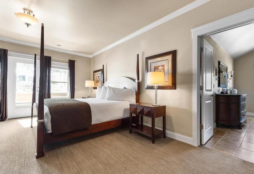 סוויטה עם מרפסת, Summer Creek Inn