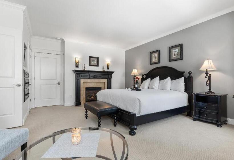 Люкс Вид на Сад, Summer Creek Inn
