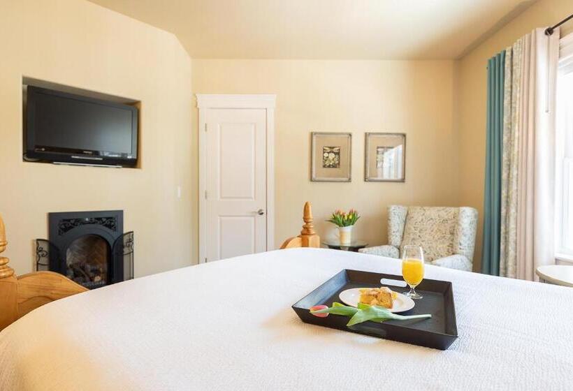 סוויטה, Summer Creek Inn