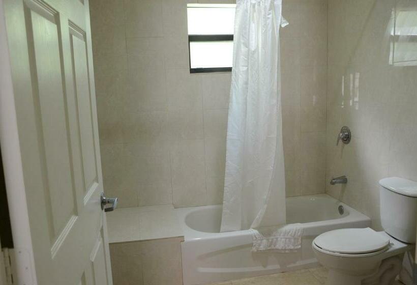 キングサイズベッドのスタンダードルーム, Carl's El Padre Motel