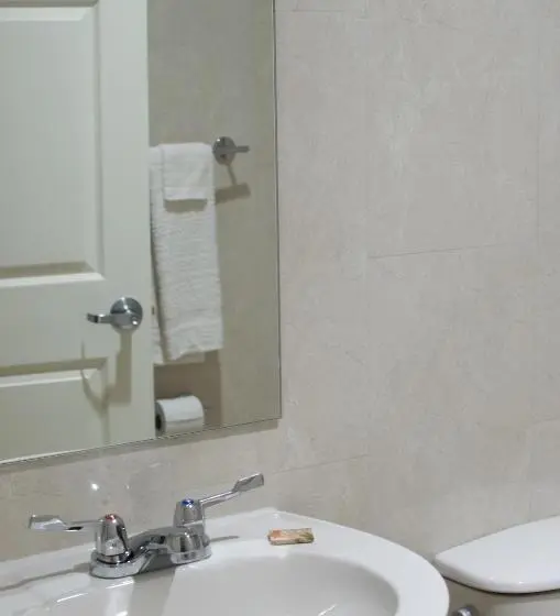اتاق استاندارد با 2 تخت دوبل, Carl's El Padre Motel