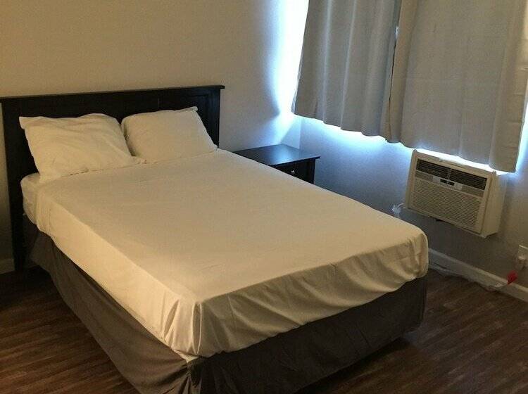 חדר דלוקס, Good Knight Inn Motel