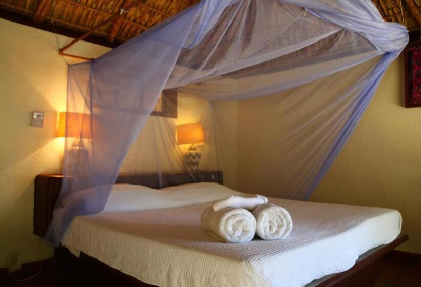 غرفة قياسية, Bahía De La Luna