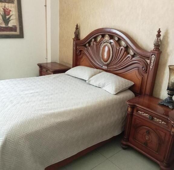 غرفه قياسيه سريرين مزدوجين, Grand Hotel Sahuayo