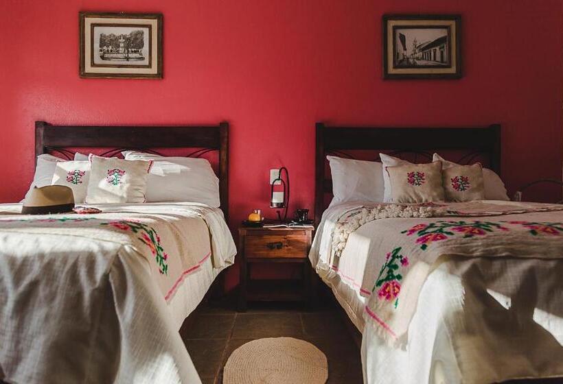 Полулюкс, San Jorge