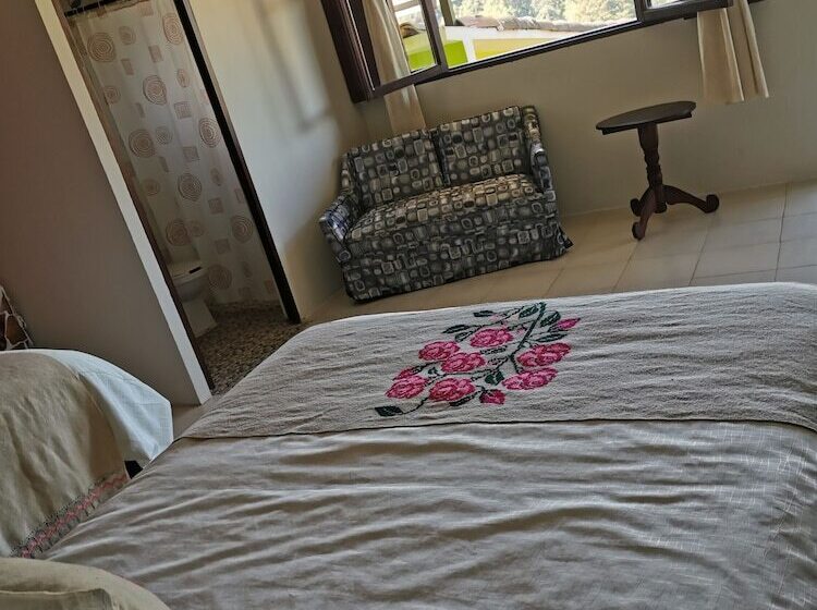 Номер Стандарт Трехместный, San Jorge