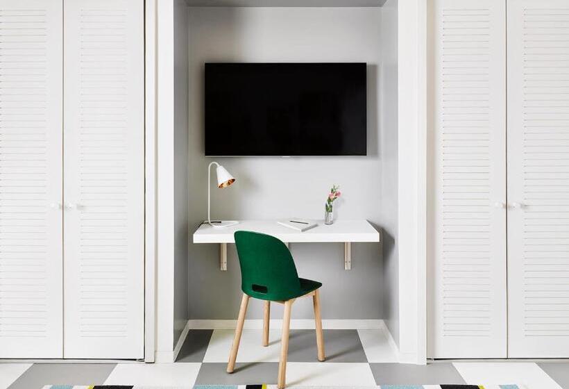 带大床的豪华间, The Asbury