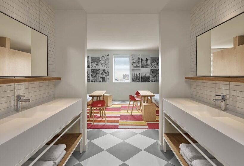 标准间, The Asbury