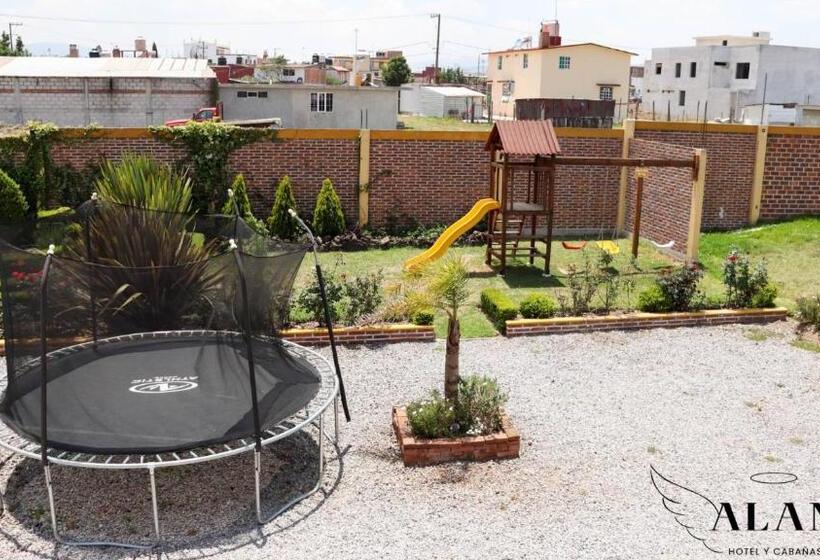 샬레, Y Cabañas Alan