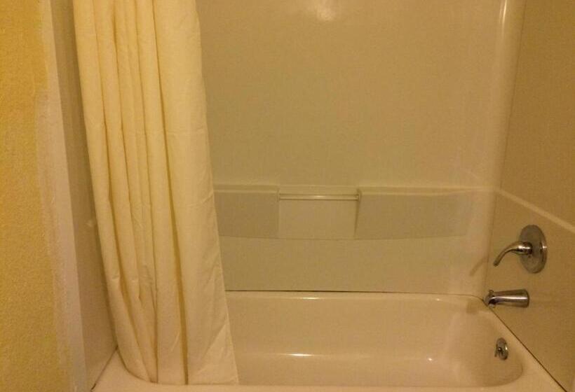 スタンダードルーム, Blarney Inn