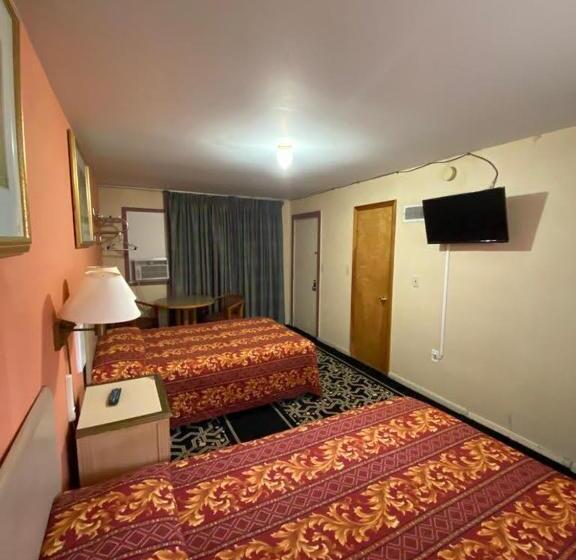 Номер Стандарт 2 Двуспальные Кровати, Budget Inn