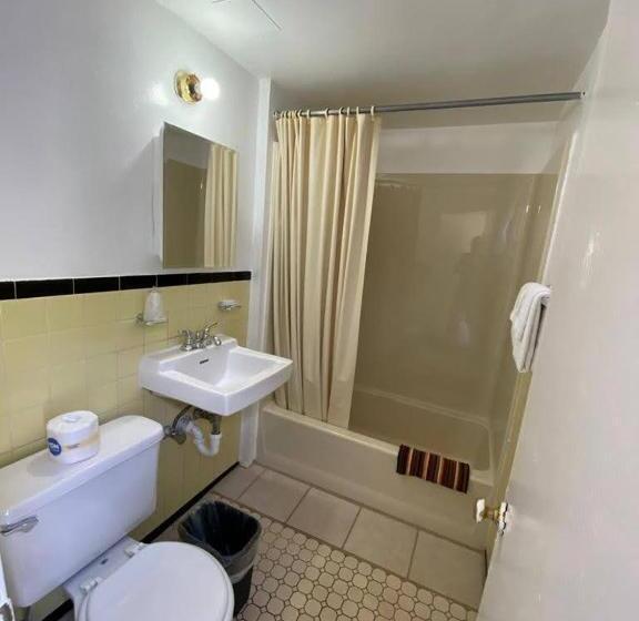 Стандартный Номер Кровать Кинг, Budget Inn