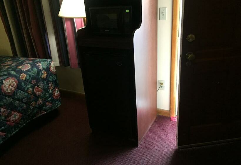 غرفه قياسيه سريرين مزدوجين, Motel Townhouse