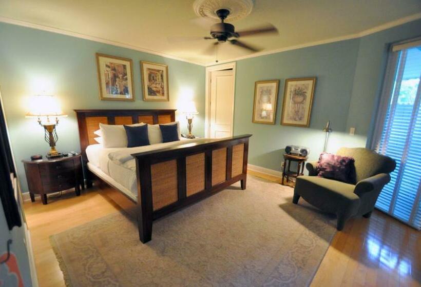 חדר דחוקס עם מיטת קינג, Pineapple Point Guesthouse & Resort Gay Men S Resort