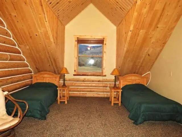 Perhehuone, Teton Hostel Hideaway