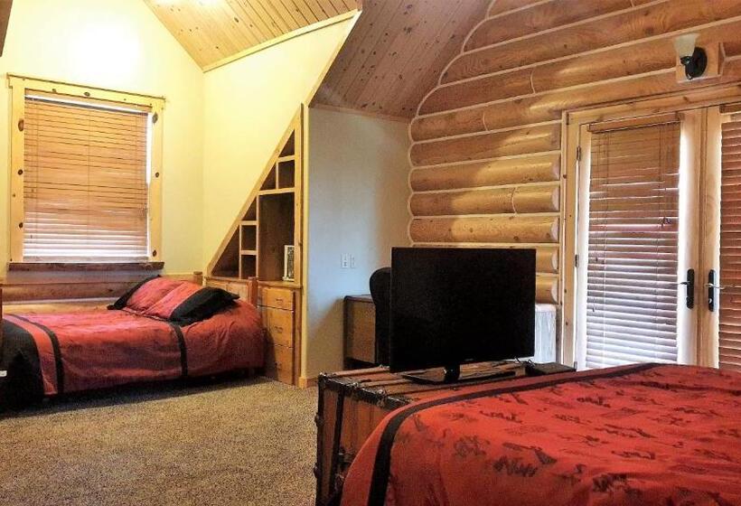 غرفة عائلية, Teton Hostel Hideaway