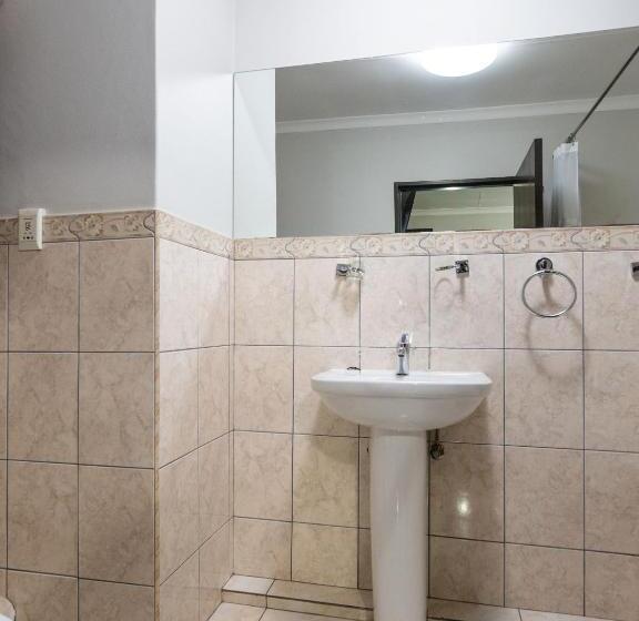 شقة غرفة واحدة, Anew Hotel & Convention Centre Or Tambo Johannesburg
