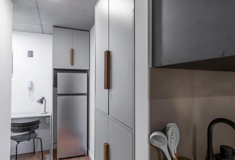 إستوديو قياسى, Baliñas Boutique