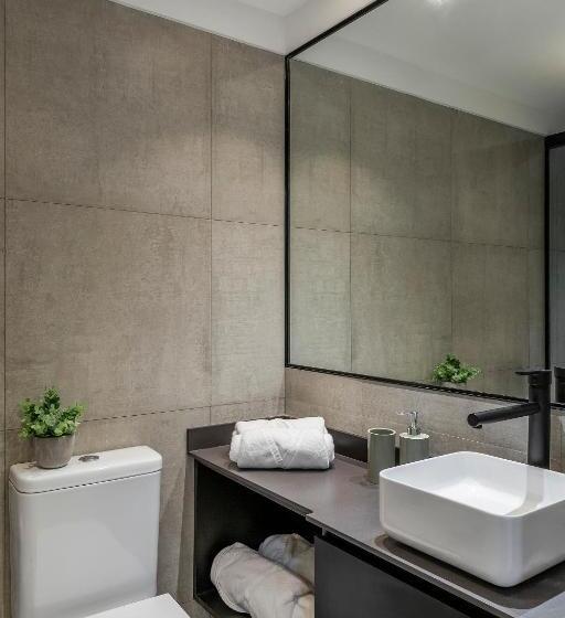 إستوديو قياسى, Baliñas Boutique