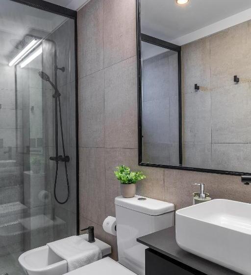 إستوديو قياسى مزودة بتراس, Baliñas Boutique