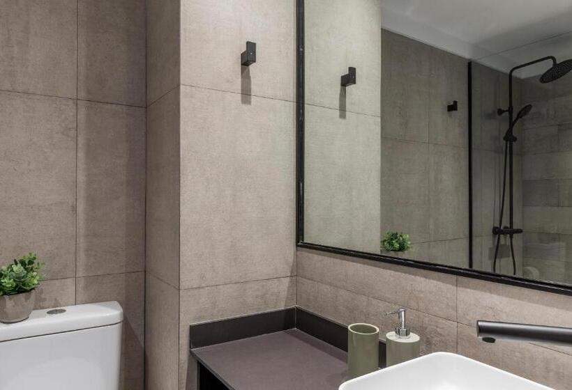 جناح مزود بتراس, Baliñas Boutique