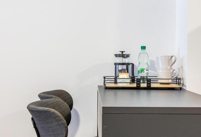 إستوديو قياسى مطل على البحر, Baliñas Boutique