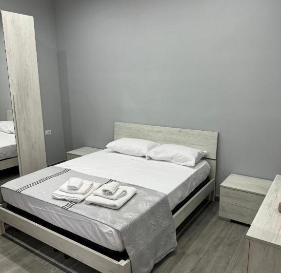 חדר סטנדרט, Rivers Home