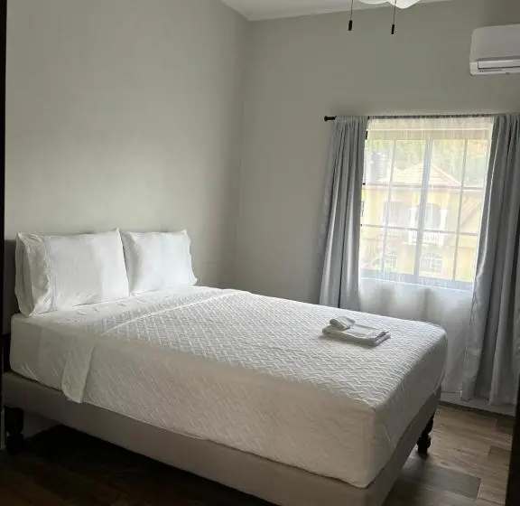 اتاق استاندارد, Gabs Place Bed And Breakfast