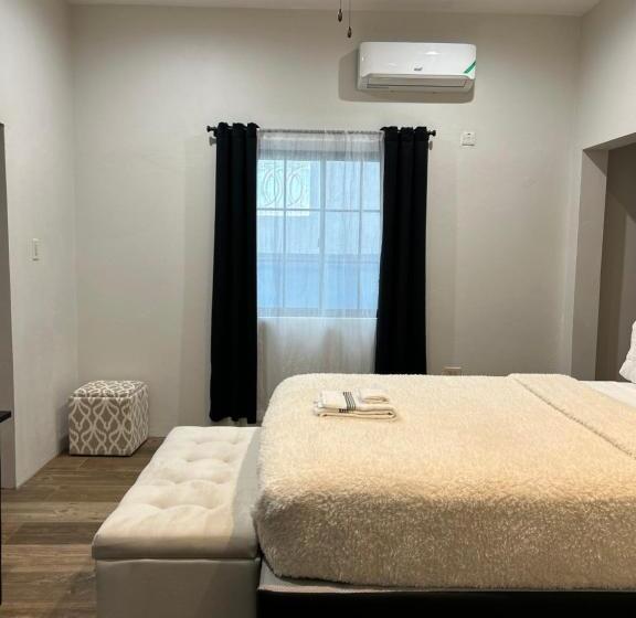 اتاق لوکس, Gabs Place Bed And Breakfast