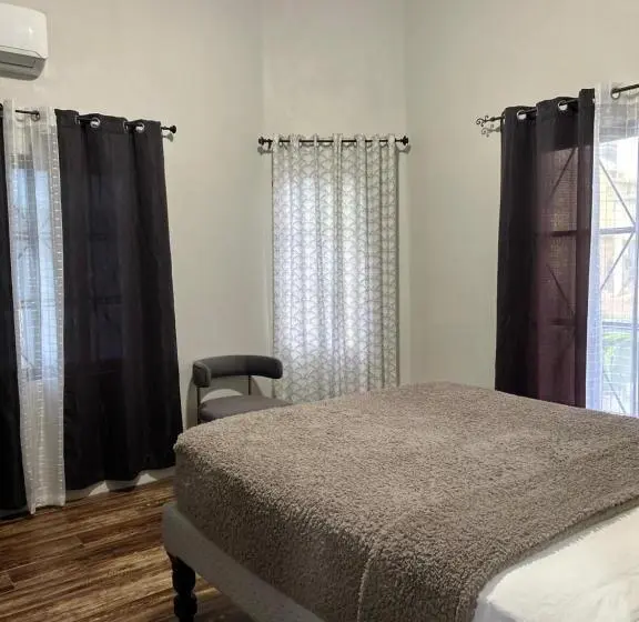 اتاق سوپریور, Gabs Place Bed And Breakfast