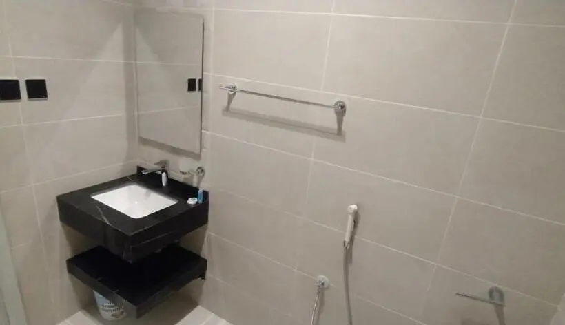 スタンダードルーム, Hemm Apartment