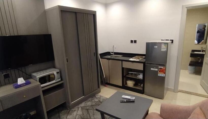 标准间, Hemm Apartment