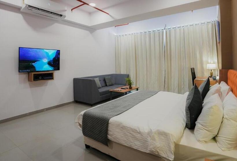 חדר דחוקס עם מיטת קינג, Downtown