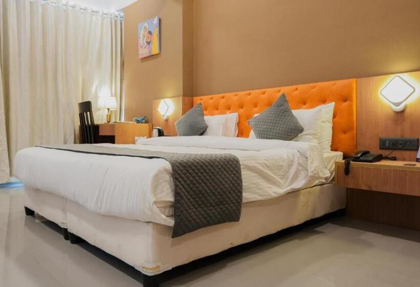 חדר דחוקס עם מיטת קינג, Downtown